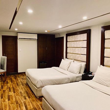 Envoy Continental Hotel 이슬라마바드 외부 사진