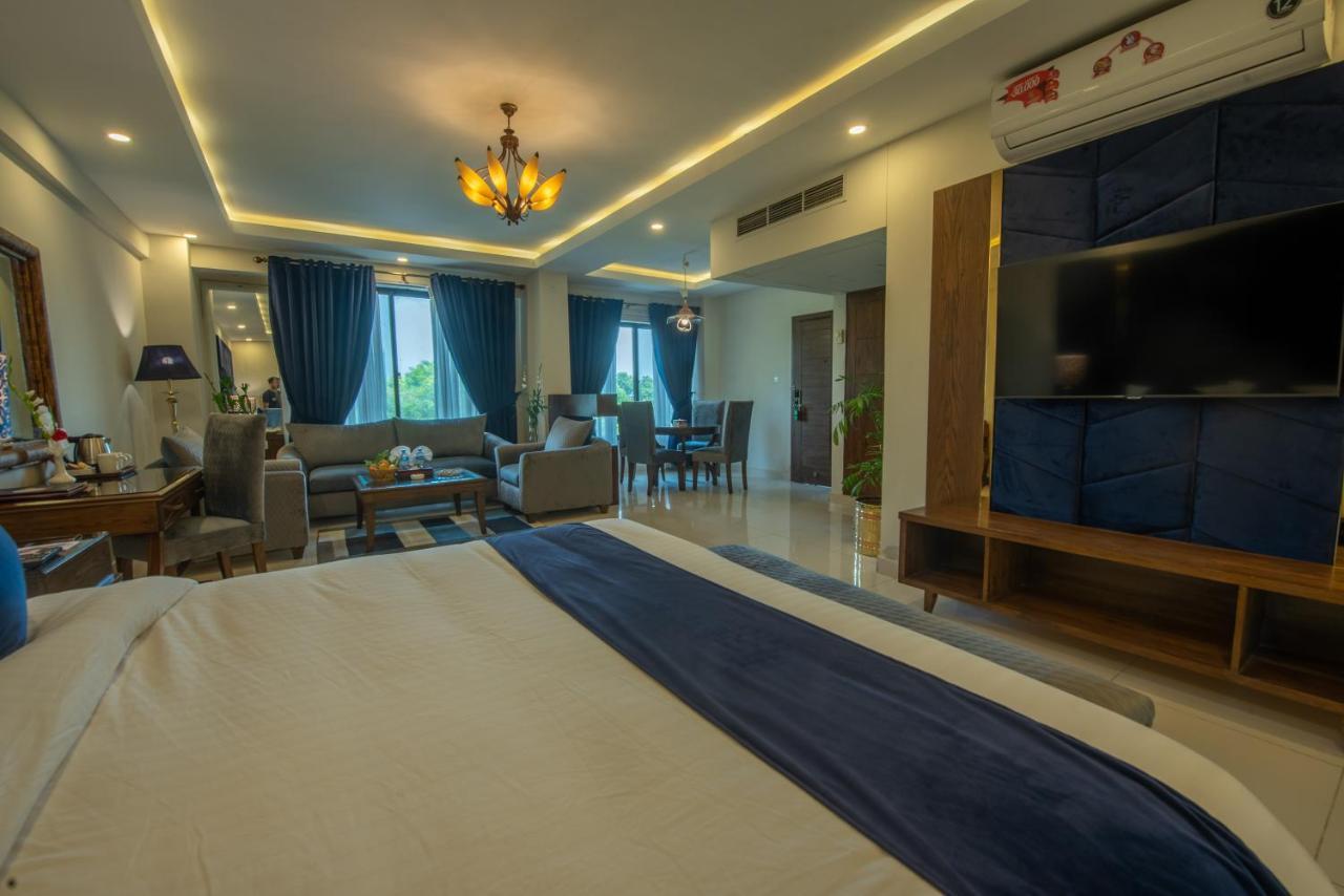 Envoy Continental Hotel 이슬라마바드 외부 사진