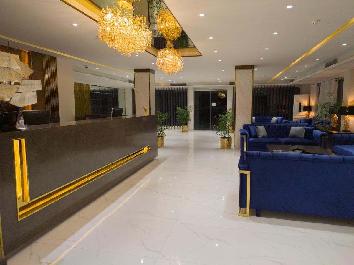 Envoy Continental Hotel 이슬라마바드 외부 사진